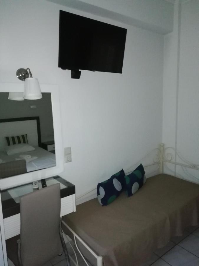 Studios Magda Paralia Vrachou Exteriör bild