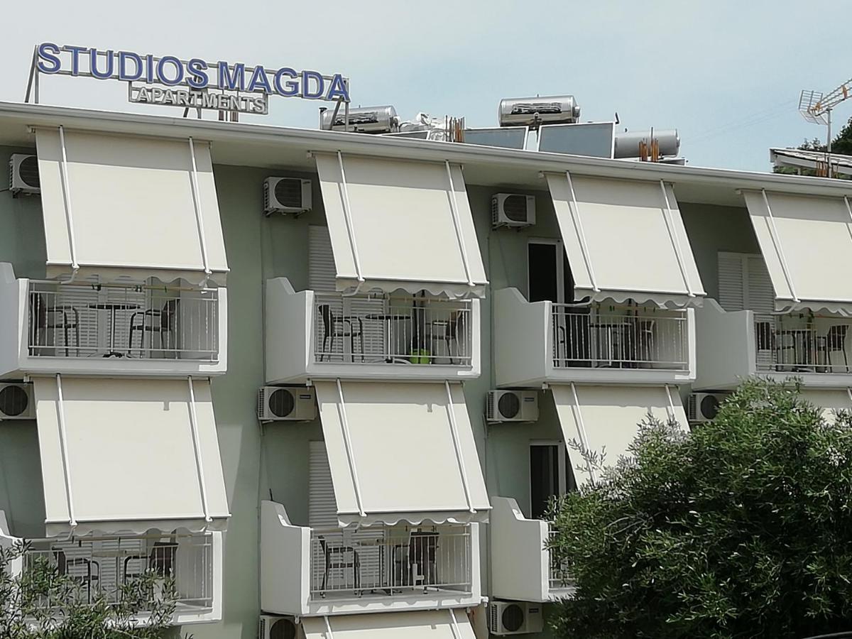 Studios Magda Paralia Vrachou Exteriör bild